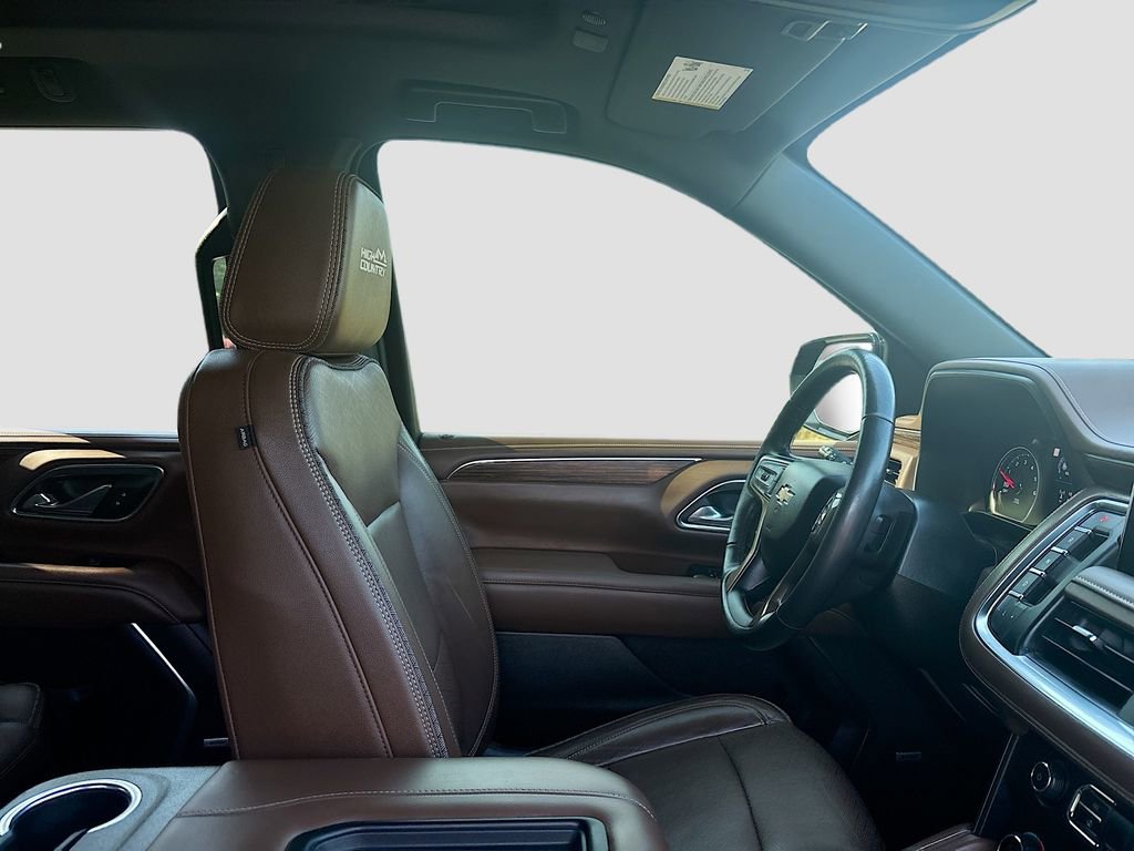 Used 2021 Chevrolet Tahoe High Country w/ Premium Package RWD image 30