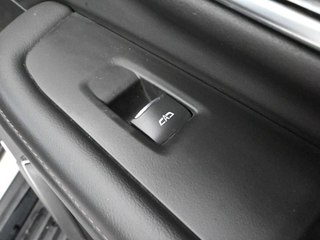Used 2022 Chevrolet Tahoe High Country image 56