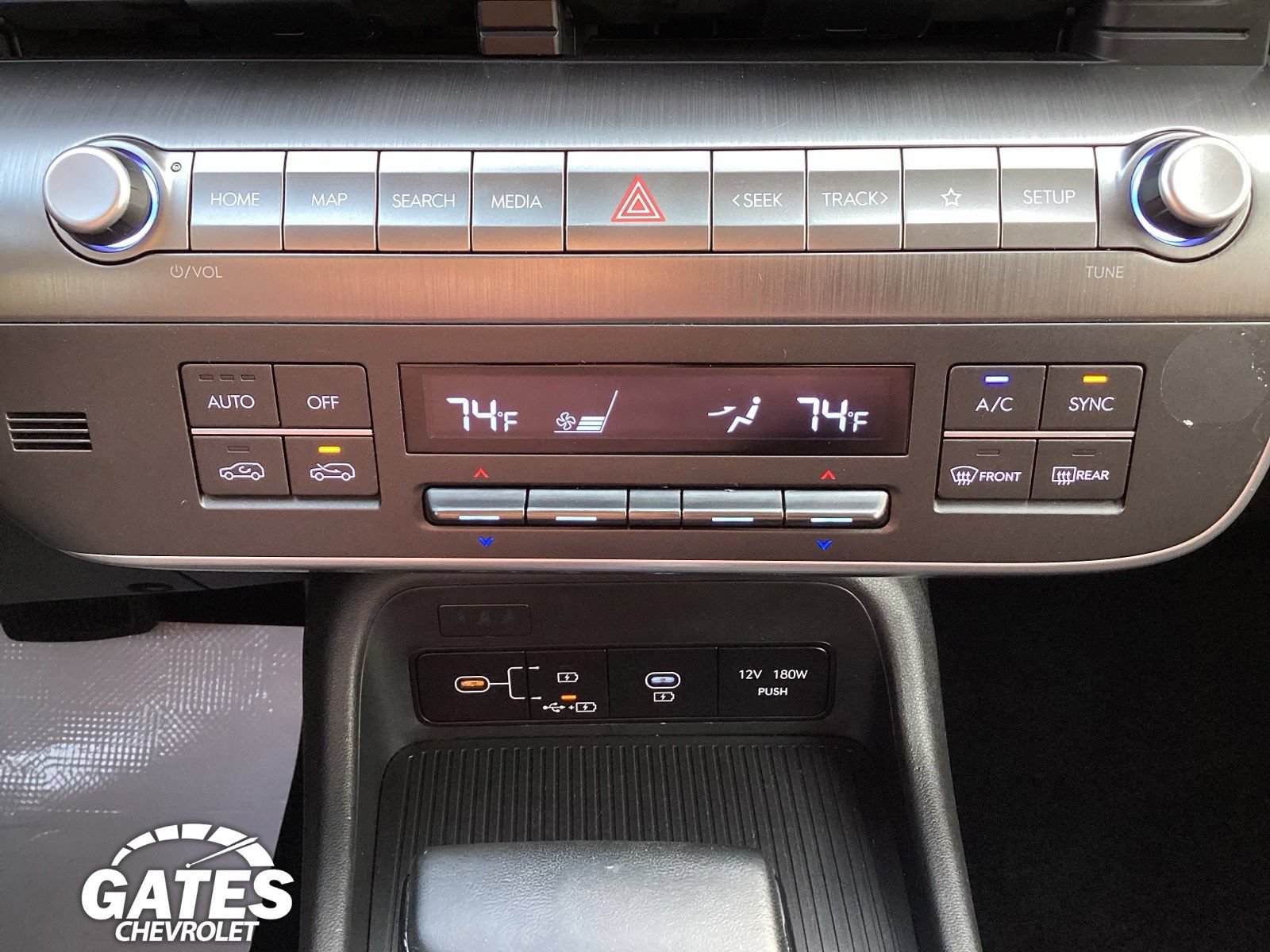 Used 2025 Hyundai Kona SEL FWD image 18