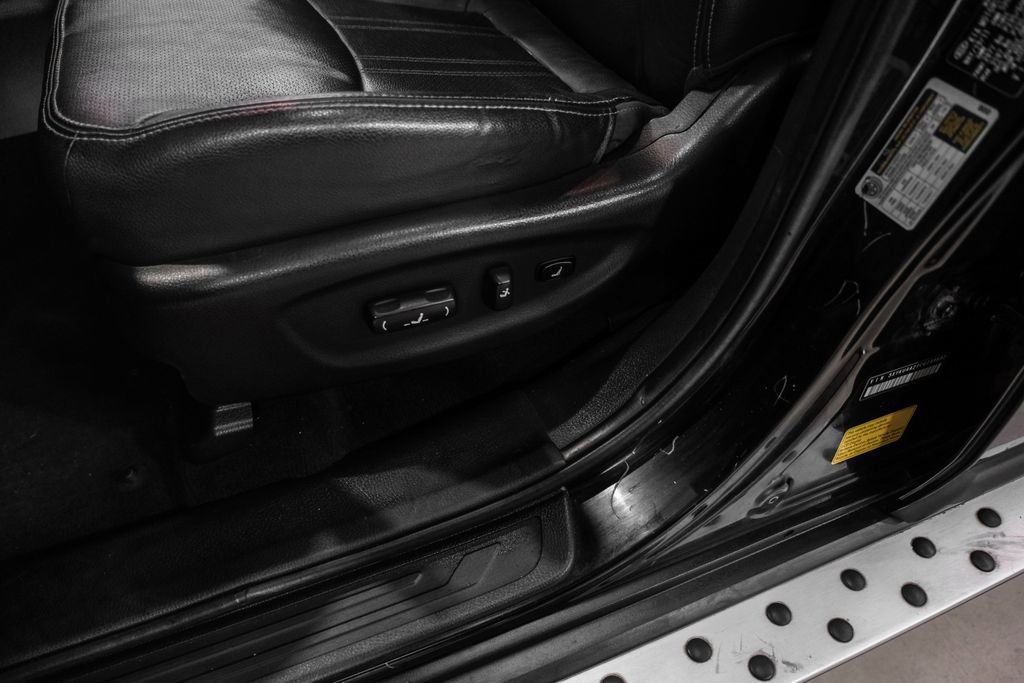 Used 2012 Kia Sorento EX w/ EX V6 Premium Pkg image 31