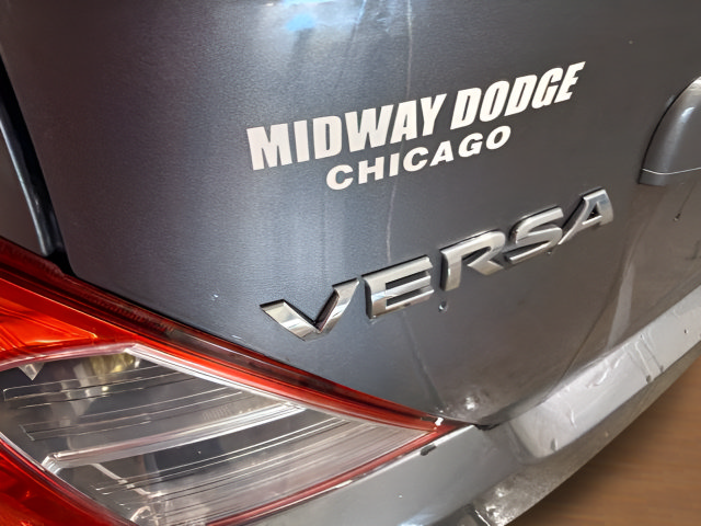 Used 2019 Nissan Versa SV FWD image 8