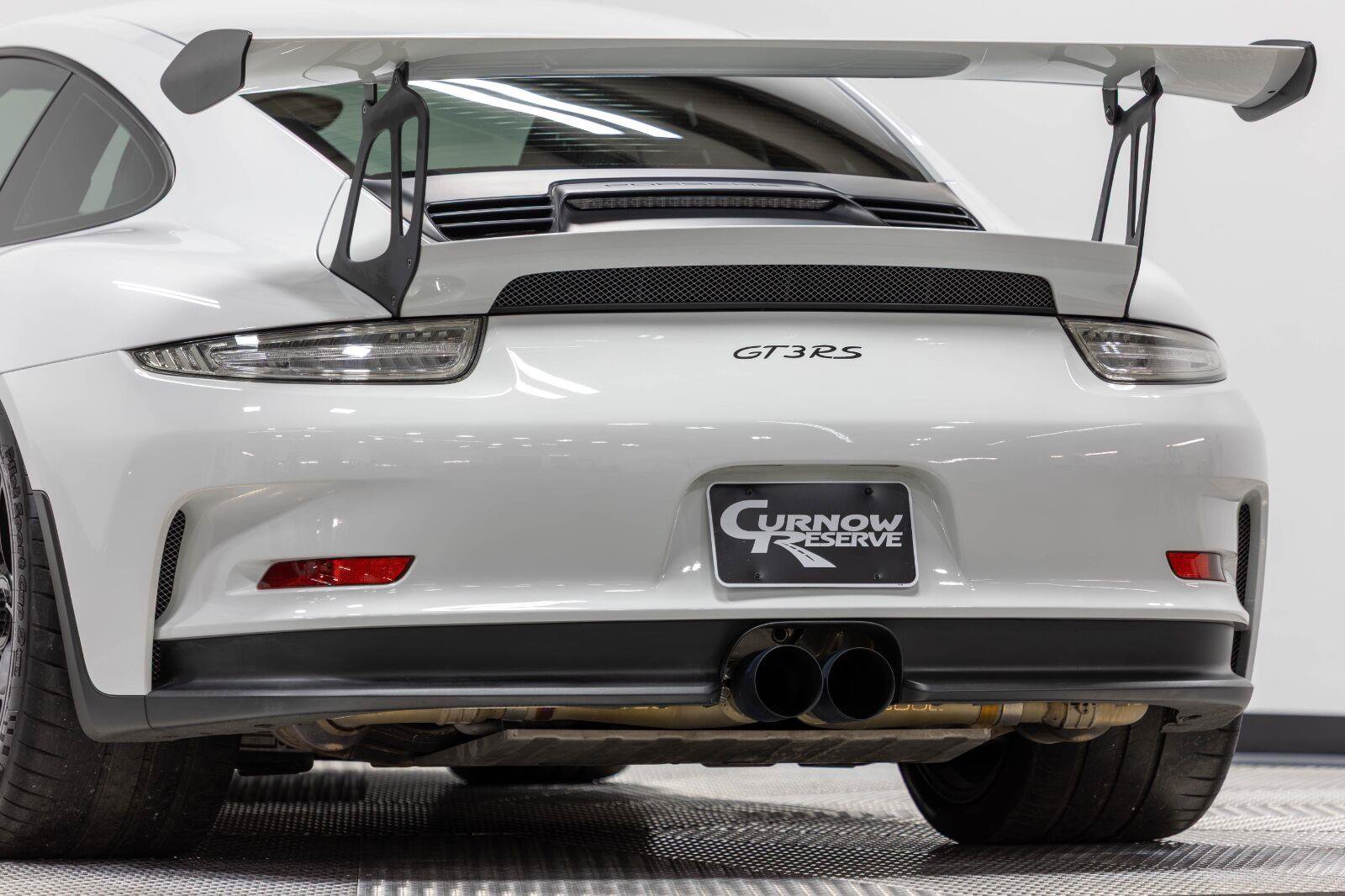 Used 2016 Porsche 911 GT3 RS RWD image 16