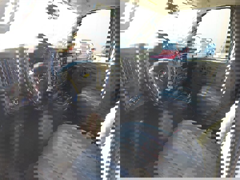 Used 2017 Chevrolet Express 2500 LS image 15