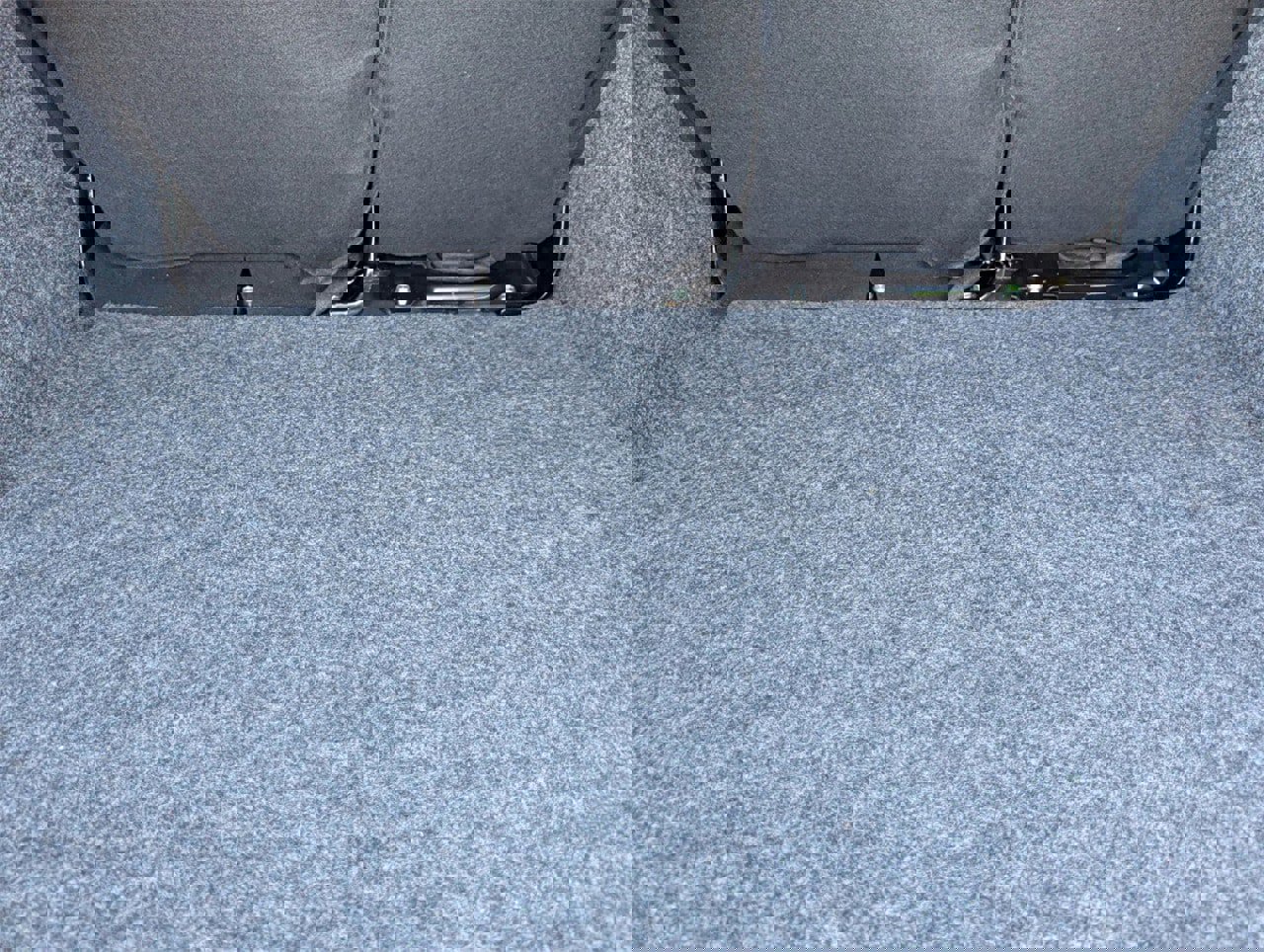 New 2025 Nissan Versa SR w/ Trunk Package image 11