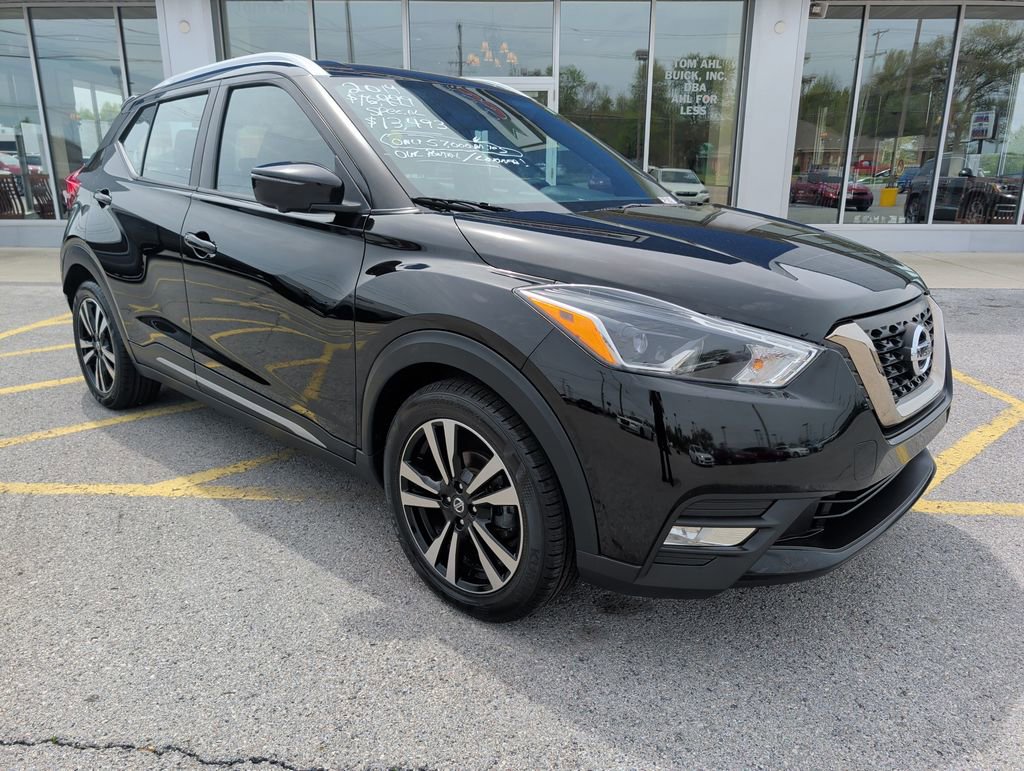 Used 2019 Nissan Kicks SR