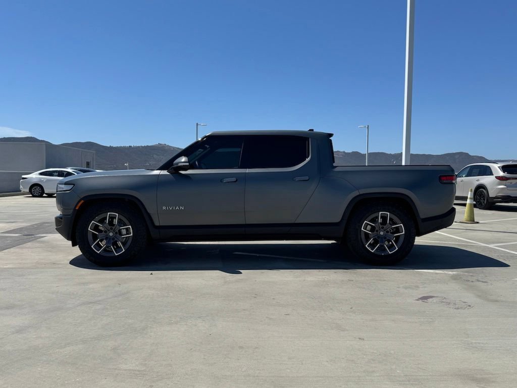 Used 2024 Rivian R1T Adventure Dual AWD/4WD image 6