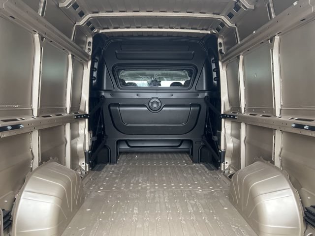Used 2025 RAM ProMaster 2500 w/ Crew Van Package FWD image 10