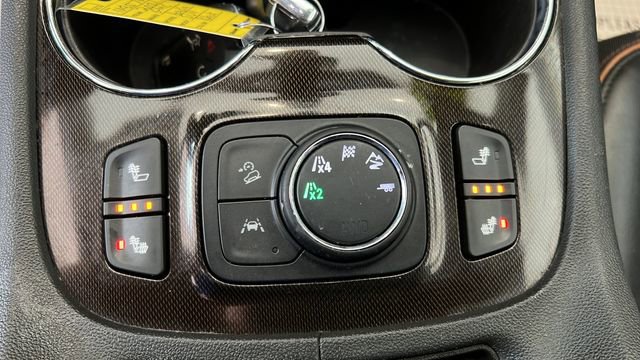 Used 2021 GMC Acadia AT4 w/ Trailering Package AWD/4WD image 15