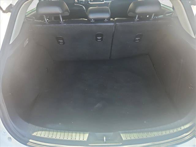 Used 2017 MAZDA MAZDA3 Touring FWD image 6