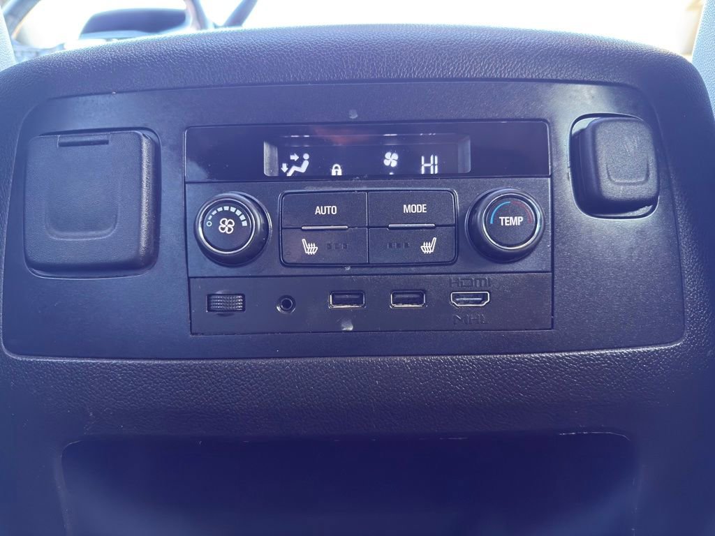 Used 2017 GMC Yukon XL SLT w/ Open Road Package image 37