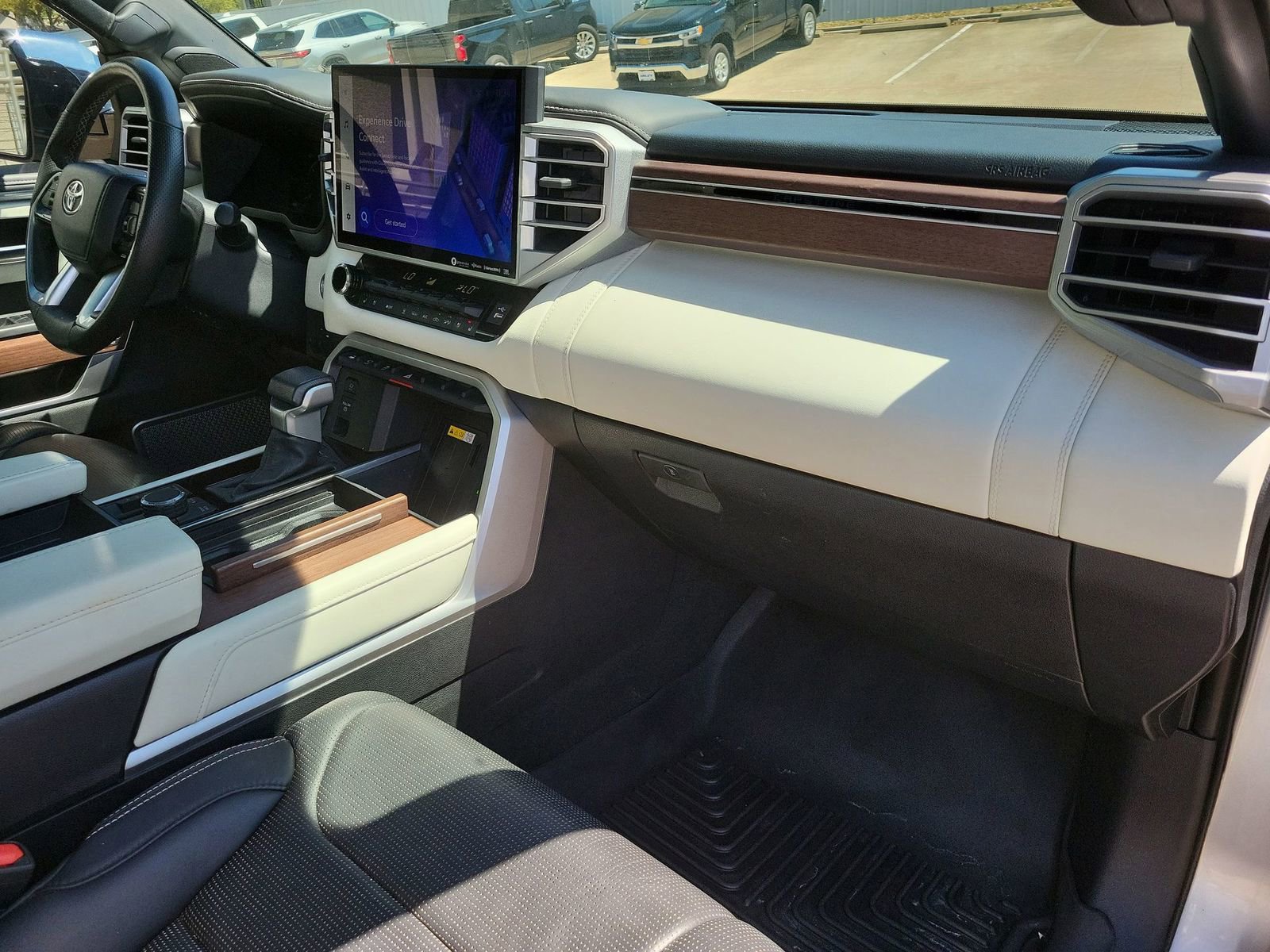 Used 2023 Toyota Tundra Capstone AWD/4WD image 29