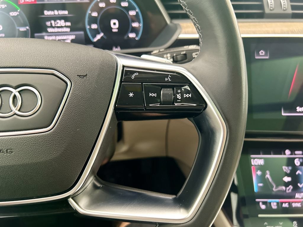 Certified 2024 Audi Q8 e-tron Premium Plus w/ Premium Plus Package AWD/4WD image 12