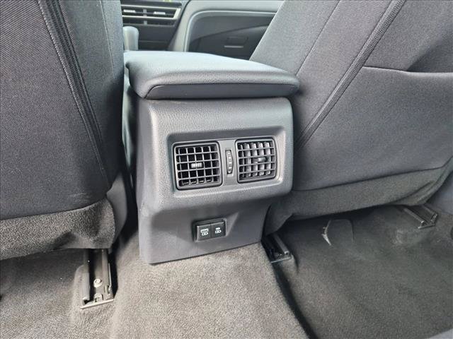 Used 2025 Toyota Camry LE FWD image 17