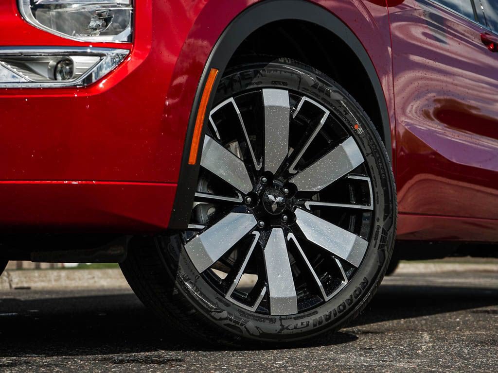 New 2026 Mitsubishi Outlander SEL AWD/4WD image 6