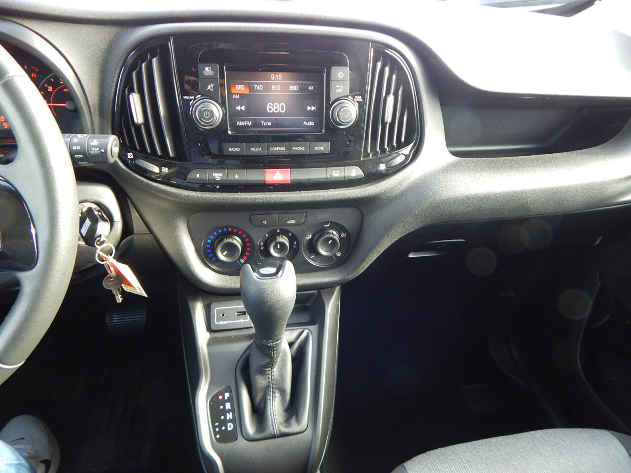 Used 2019 RAM ProMaster City Tradesman SLT FWD image 18