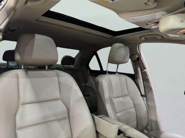 Used 2014 Mercedes-Benz C 300 Sport image 42