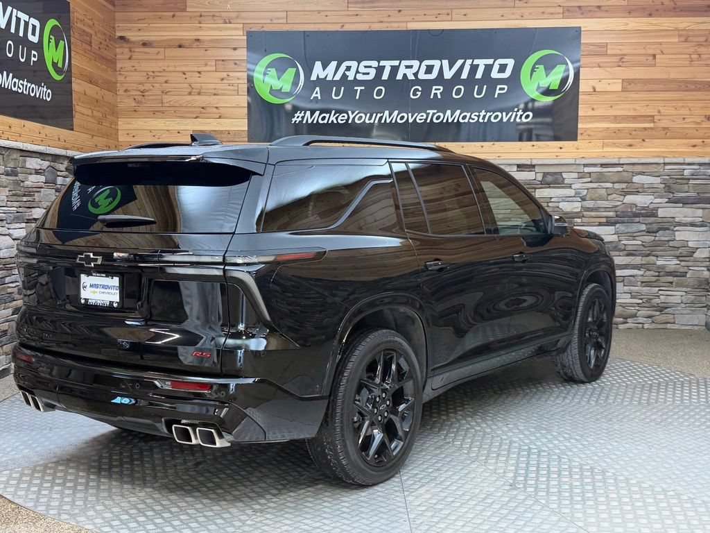 Used 2025 Chevrolet Traverse RS w/ LPO, Floor Liner Package AWD/4WD image 17