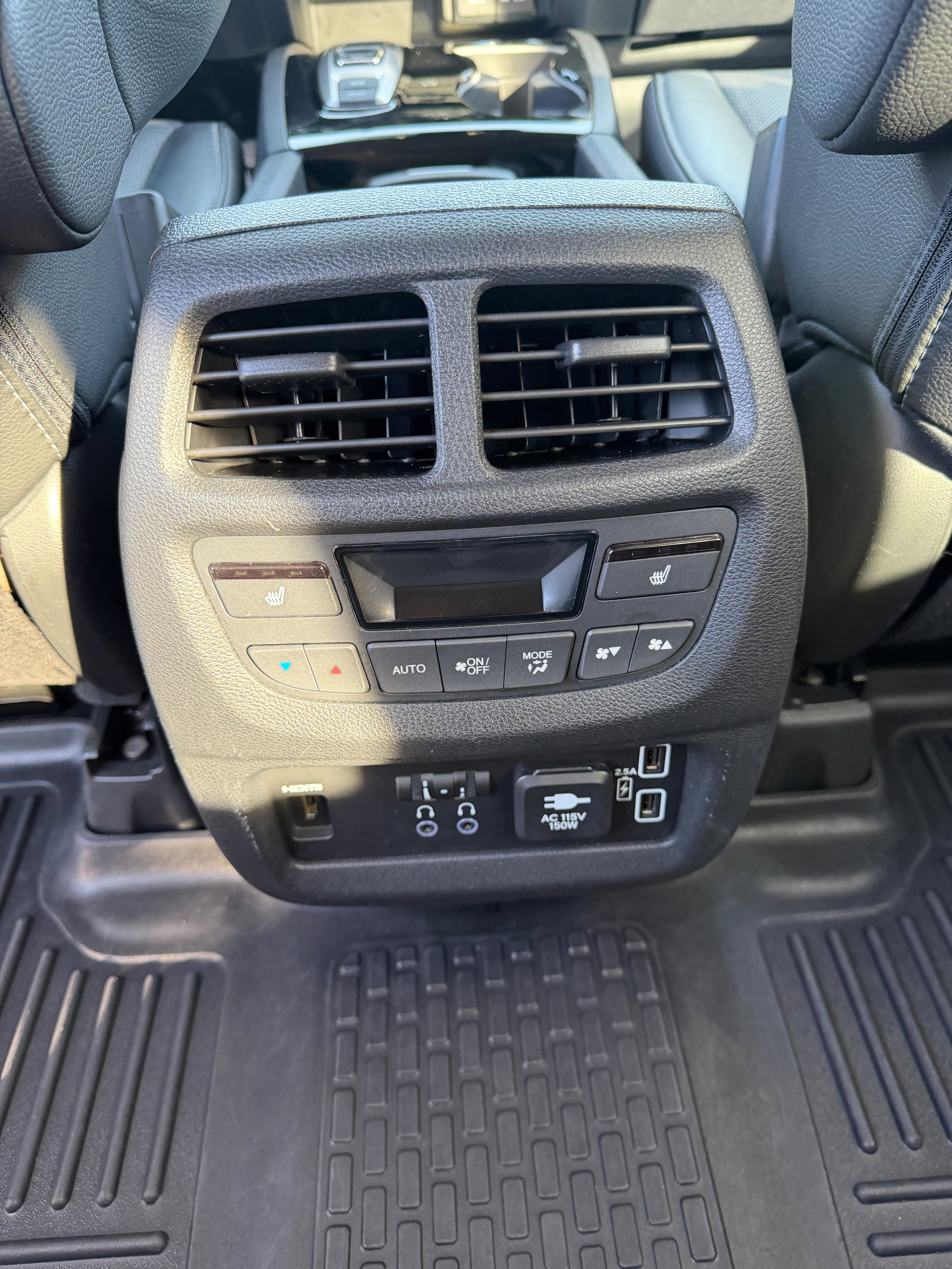 Used 2019 Honda Pilot Elite image 11
