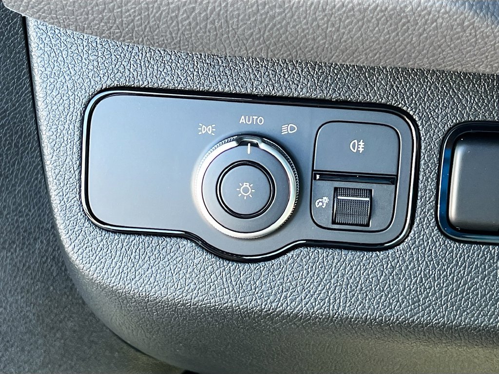New 2025 Mercedes-Benz Sprinter 2500 image 11