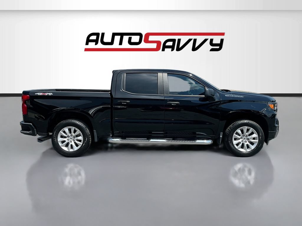 Used 2023 Chevrolet Silverado 1500 Custom AWD/4WD image 8