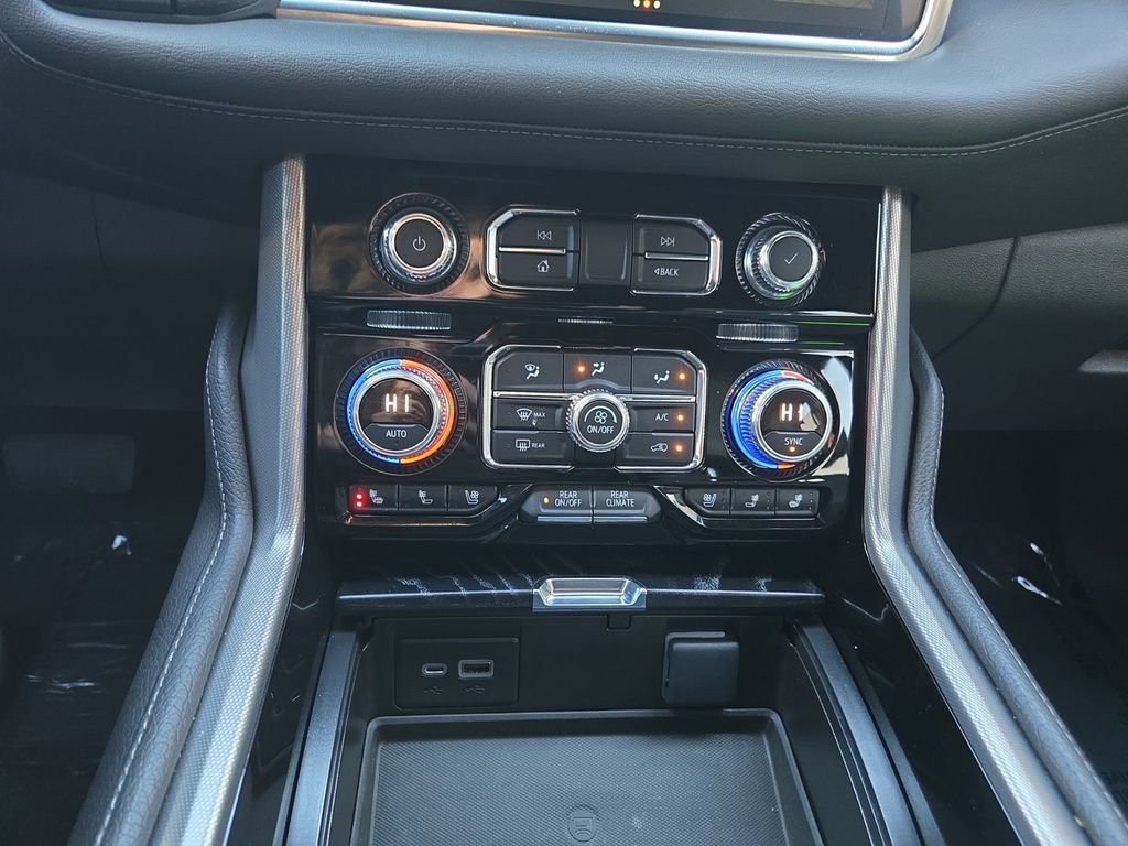 Used 2022 GMC Yukon Denali image 24