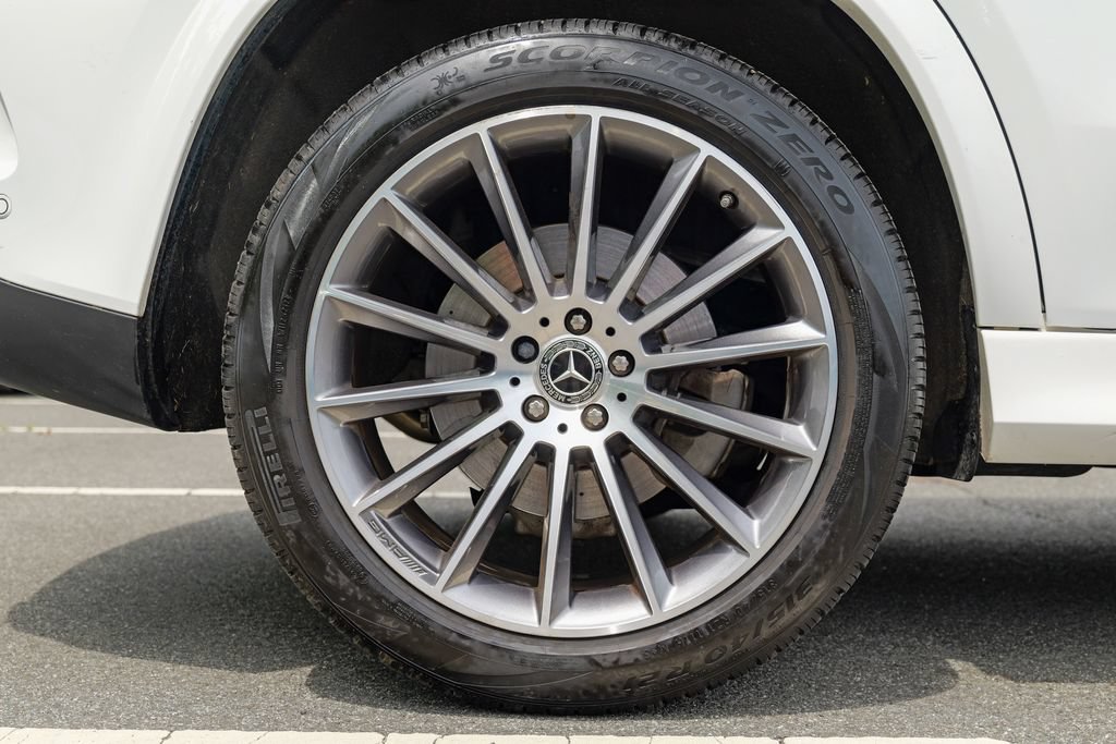 Used 2025 Mercedes-Benz GLE 450e 4MATIC image 14