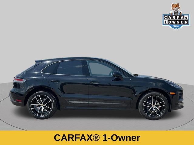 Used 2024 Porsche Macan AWD/4WD image 2