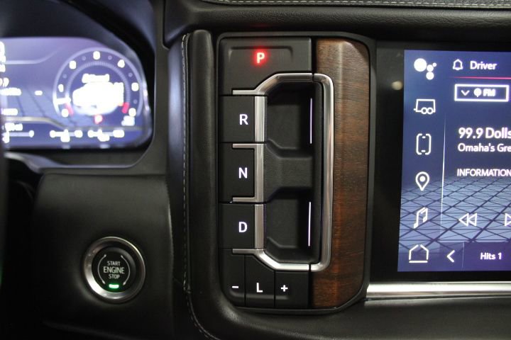 Used 2023 GMC Yukon Denali Ultimate image 41