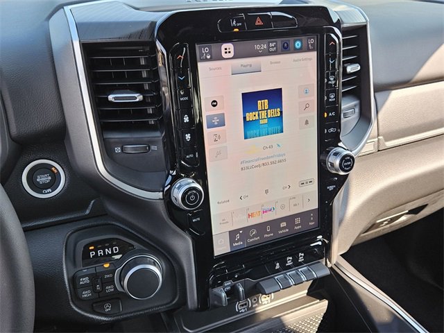 New 2026 RAM 1500 4x4 Crew Cab image 22