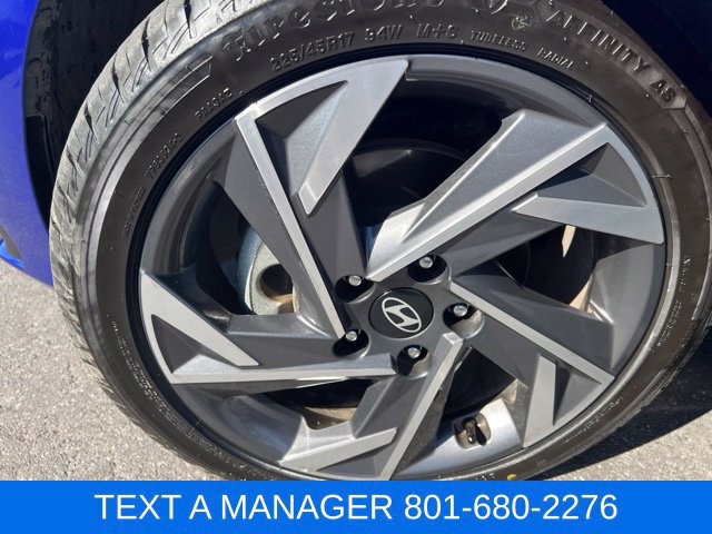 Used 2025 Hyundai Elantra SEL FWD image 12
