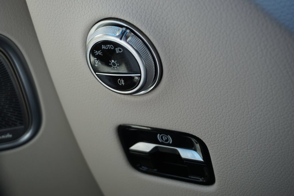 Certified 2026 Mercedes-Benz GLC 300 image 33