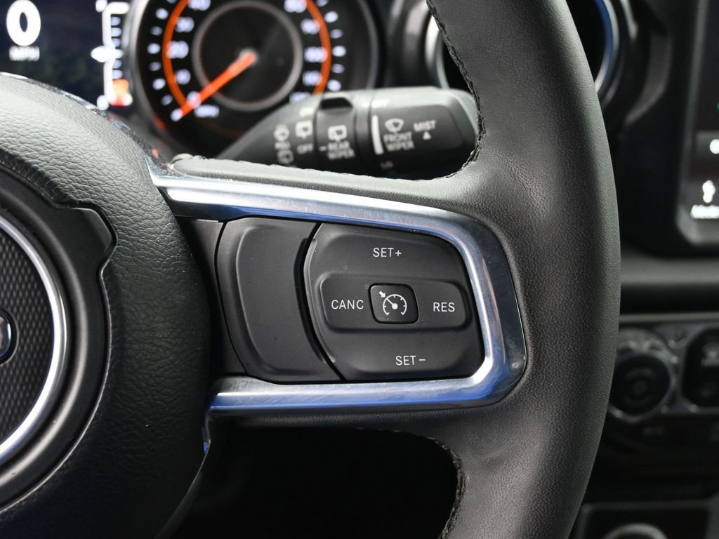 Used 2023 Jeep Wrangler Altitude image 13
