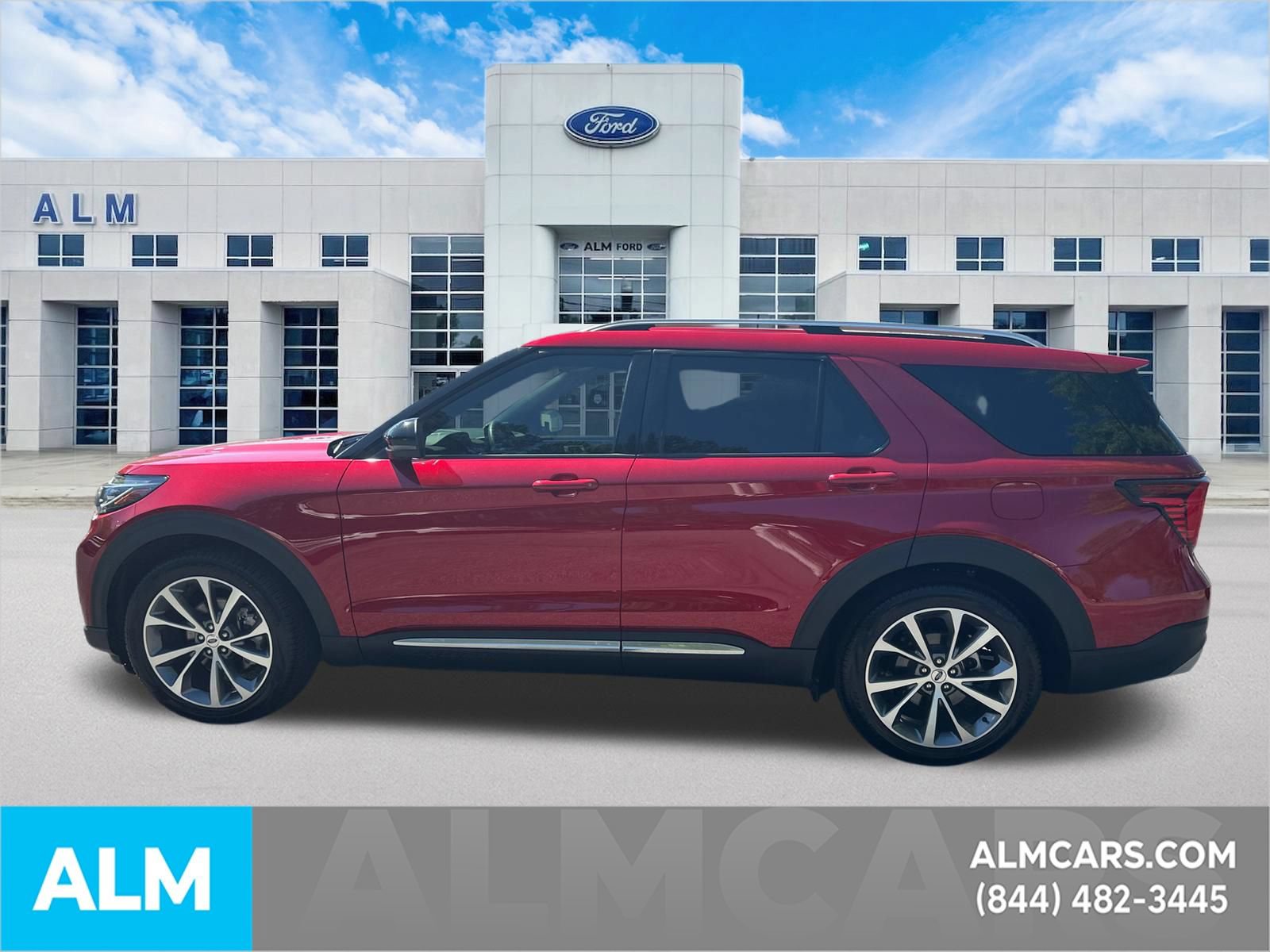 Used 2025 Ford Explorer Platinum w/ Ultimate Package RWD image 9
