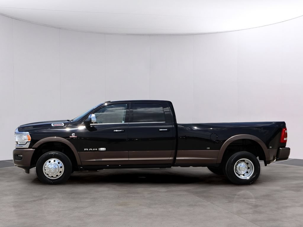 Used 2022 RAM 3500 Limited AWD/4WD image 4