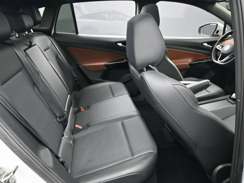 Used 2022 Volkswagen ID.4 Pro S image 33