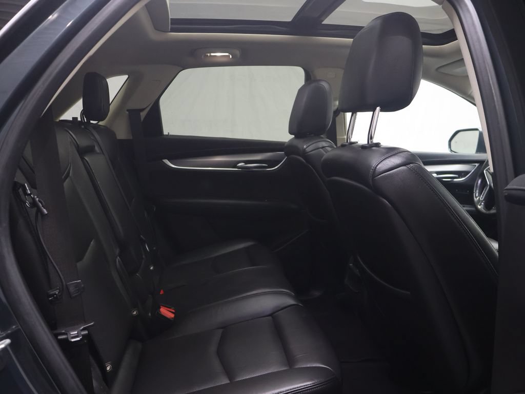 Used 2019 Cadillac XT5 Luxury FWD image 12