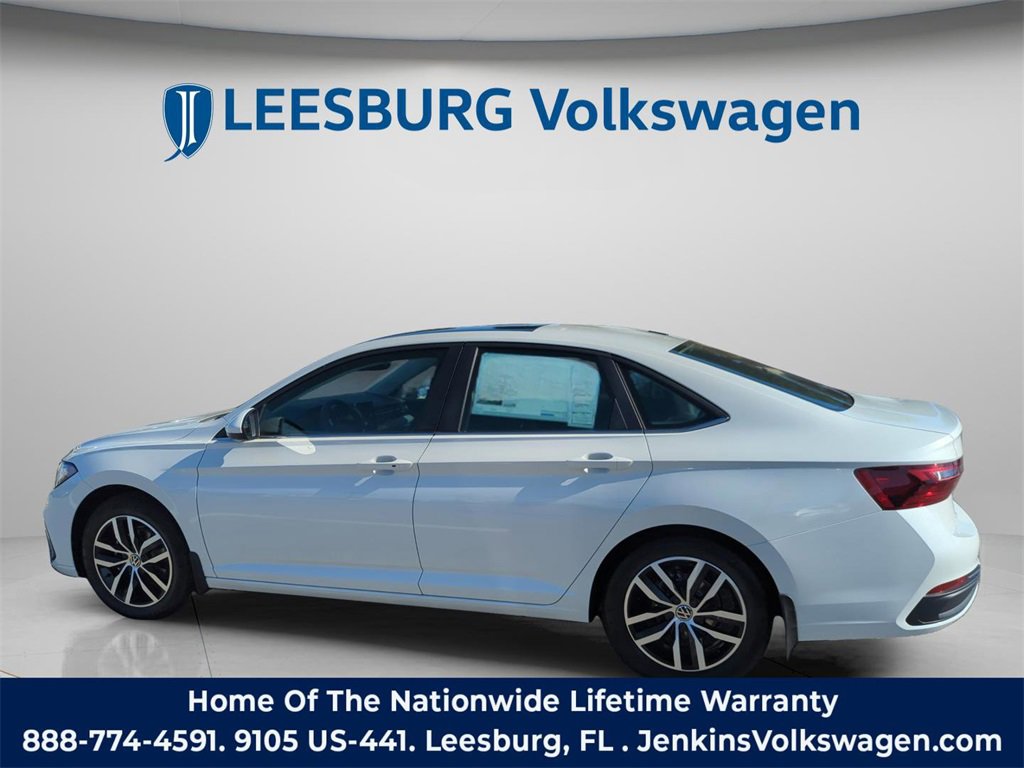 New 2026 Volkswagen Jetta SE image 10