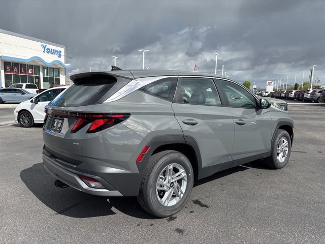 Used 2026 Hyundai Tucson SE AWD/4WD image 3