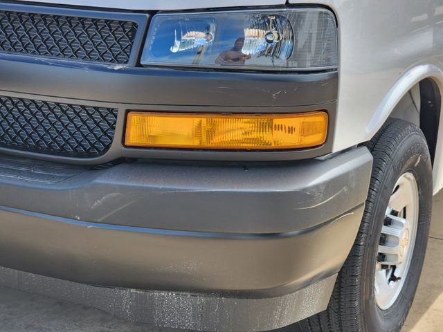 New 2026 Chevrolet Express 3500 LS RWD image 15