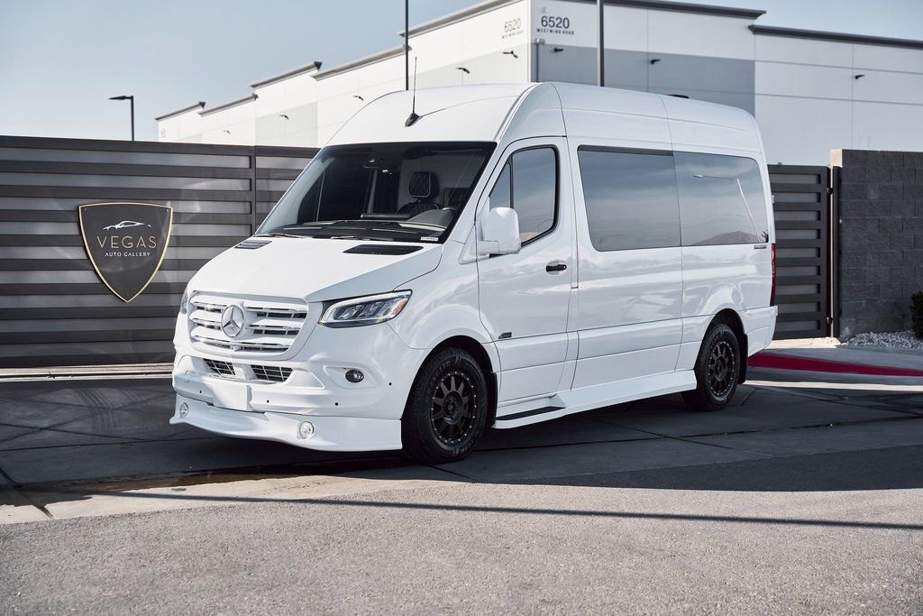 Used 2019 Mercedes-Benz Sprinter 144 image 2