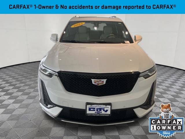 Used 2025 Cadillac XT6 Sport w/ LPO, Floor Liner Package AWD/4WD image 2
