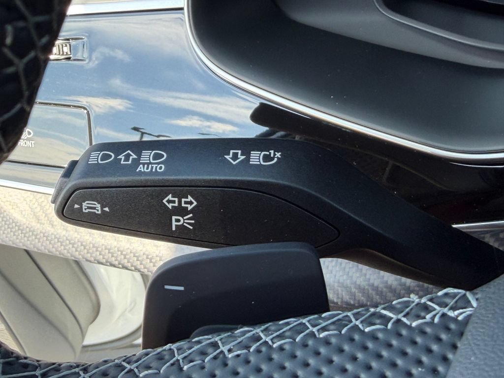 New 2026 Audi SQ7 Premium Plus AWD/4WD image 29
