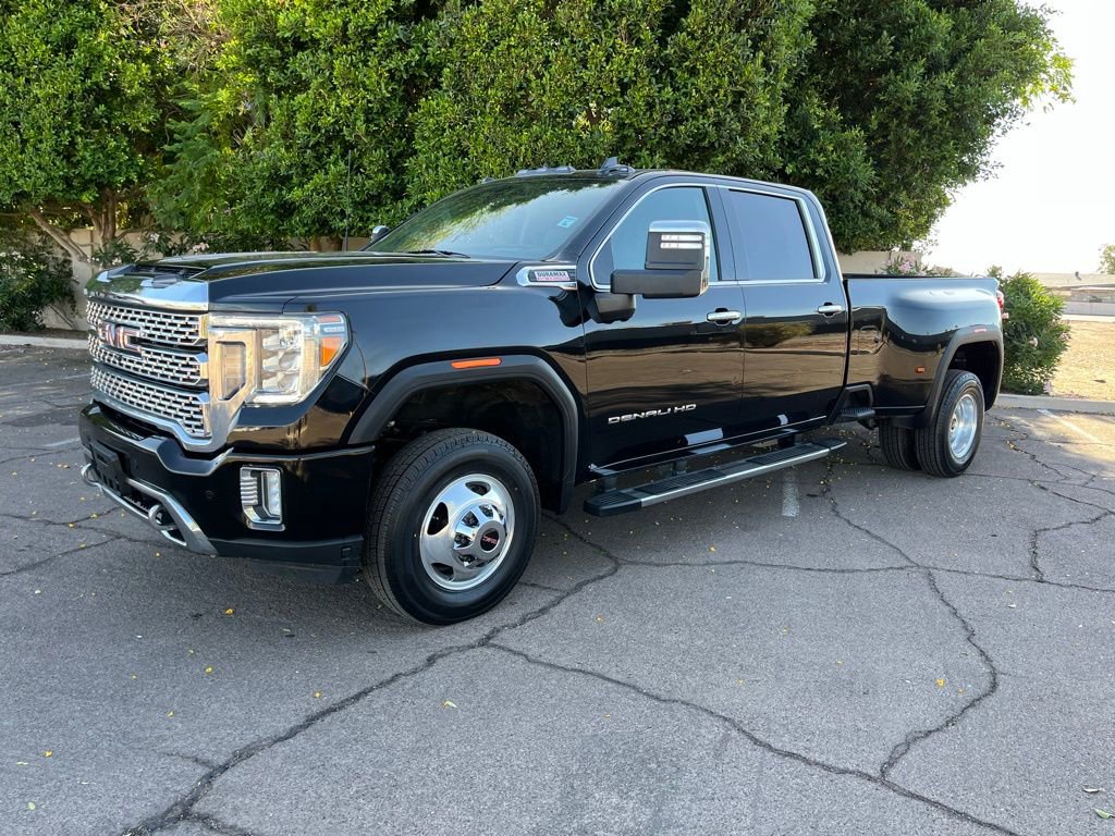 Used 2023 GMC Sierra 3500 Denali w/ Denali Ultimate Package image 4