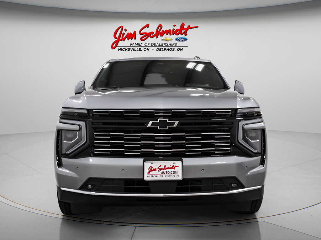 Used 2025 Chevrolet Tahoe High Country AWD/4WD image 2