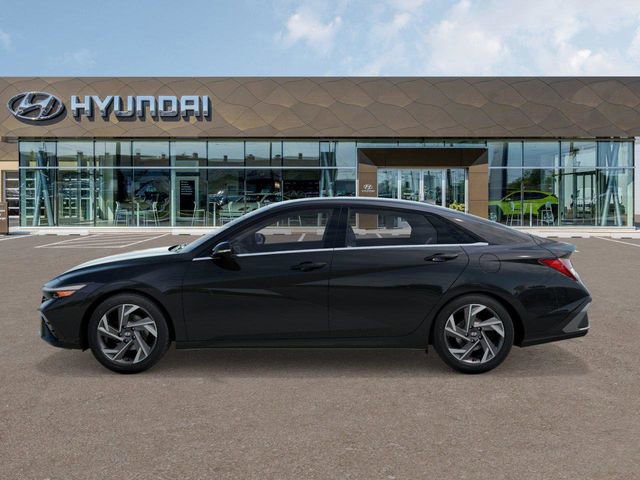 New 2025 Hyundai Elantra Limited w/ Cargo Package image 3