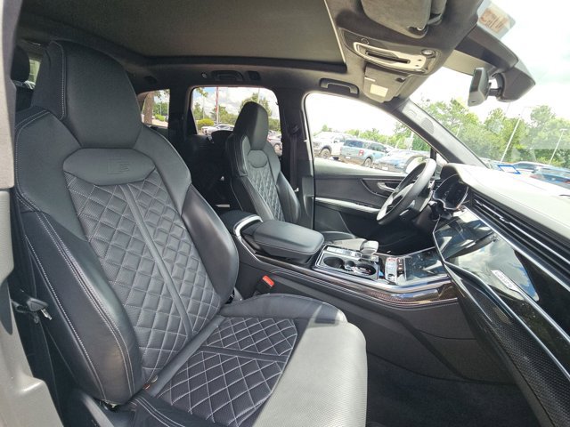 Used 2024 Audi SQ7 Prestige AWD/4WD image 16