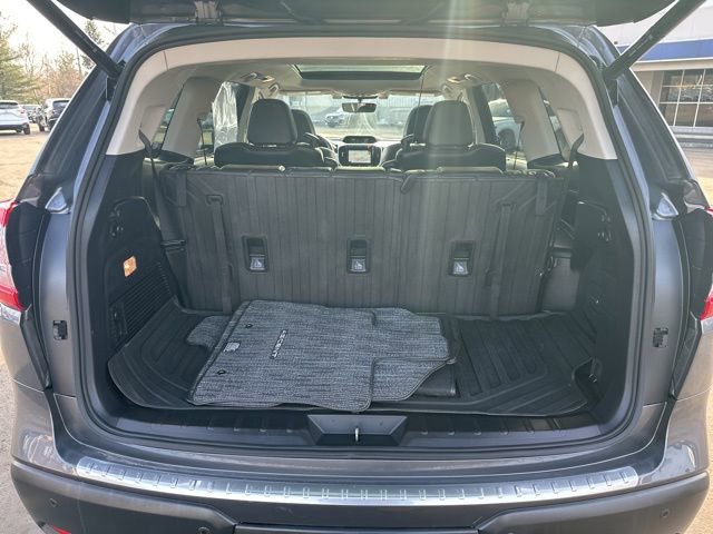 Used 2022 Subaru Ascent Limited w/ Technology Package image 18