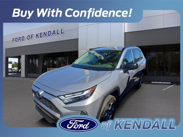 Used 2024 Toyota RAV4 LE image 1