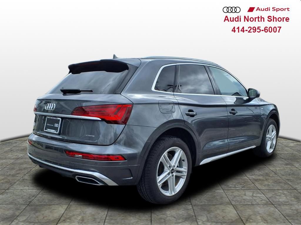 Used 2025 Audi Q5 e Premium Plus w/ Premium Plus Package image 2