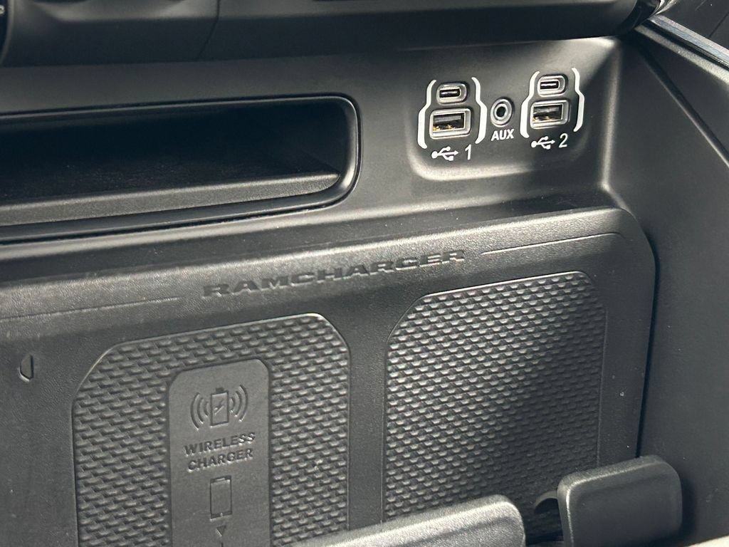 Used 2023 RAM 1500 Laramie AWD/4WD image 28